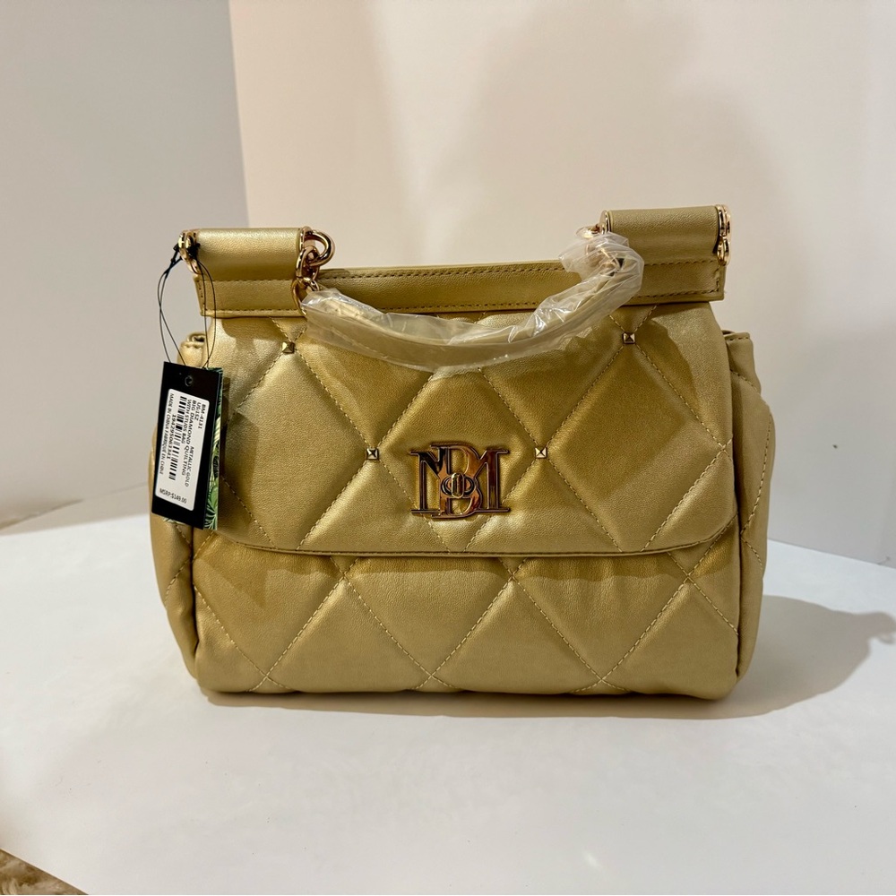 Badgley Mischka Gold Quilted Shoulder Bag - Picture 2 of 6